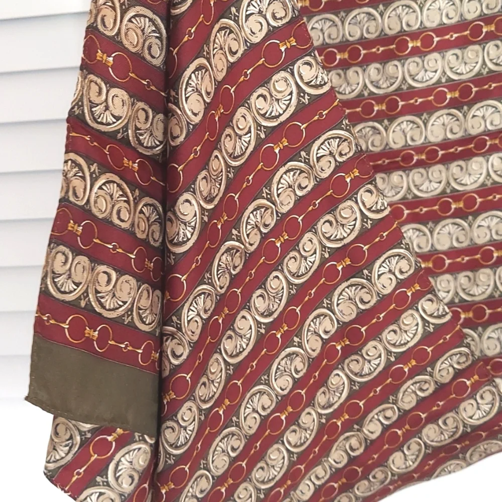 Echo Scarf, Silk, Oblong,‎ Burgundy and Tan, Horsebit, Arches Design, Vintage
